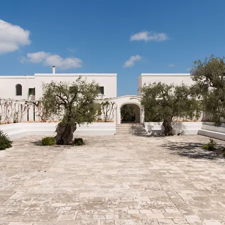 호텔 Masseria Il Melograno 5*