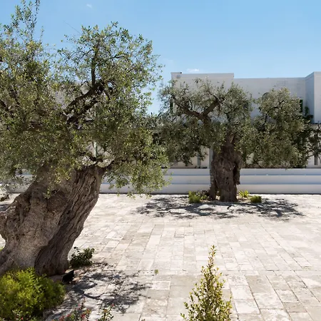 호텔 Masseria Il Melograno 5*