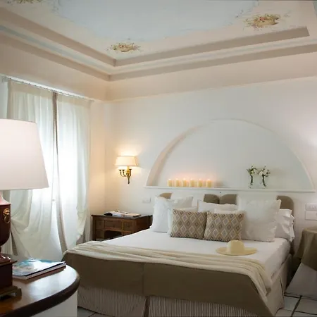 Hotell Masseria Il Melograno 5*