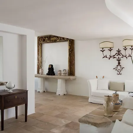 Hotel Masseria Il Melograno 5*