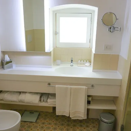 Masseria Il Melograno Hotel 5*