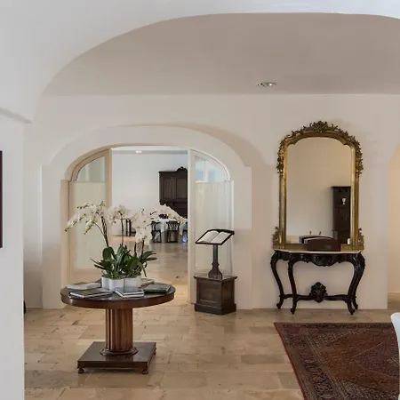 Masseria Il Melograno Hotel 5*