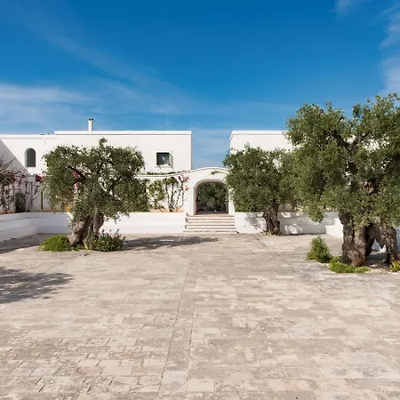 Masseria Il Melograno Hotel 5*